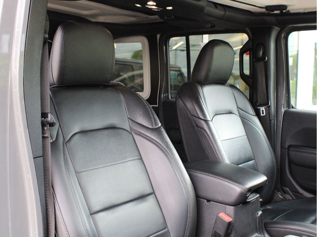 2021 Jeep Wrangler Unlimited Unlimited Sahara Altitude