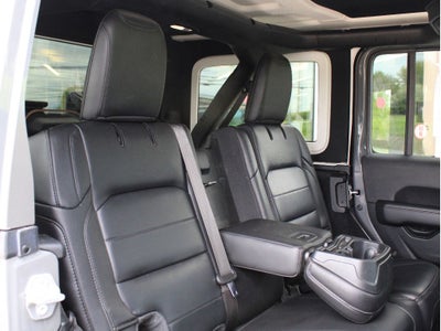 2021 Jeep Wrangler Unlimited Unlimited Sahara Altitude