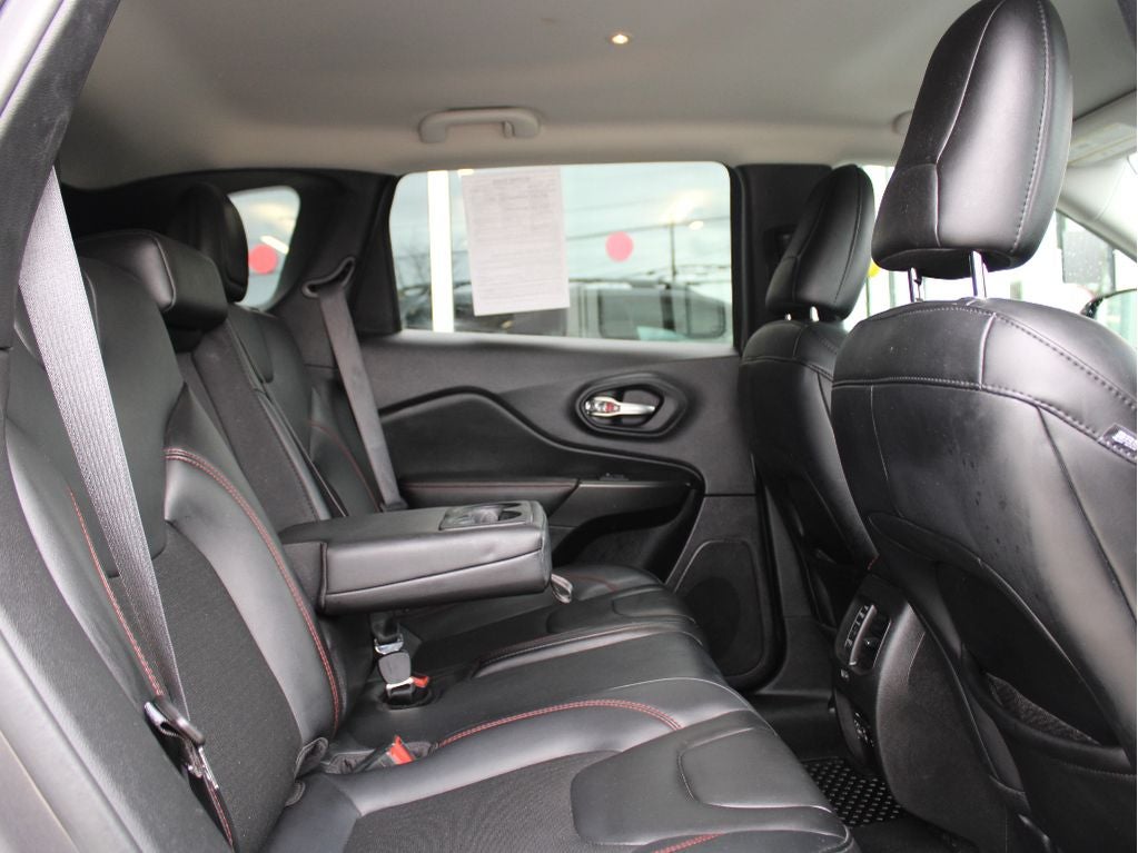 2021 Jeep Cherokee Trailhawk