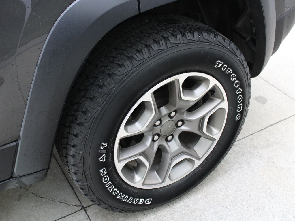 2021 Jeep Cherokee Trailhawk