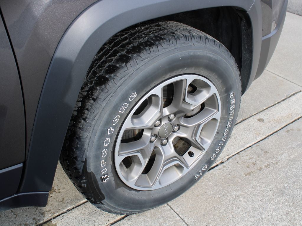 2021 Jeep Cherokee Trailhawk