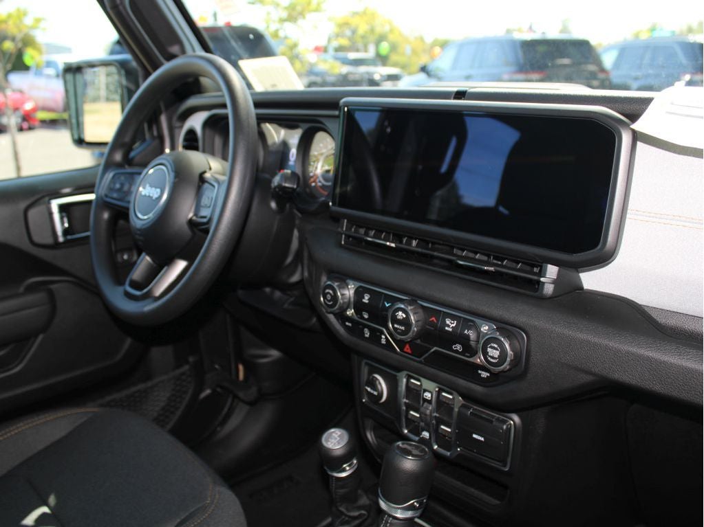 2025 Jeep Wrangler Sport