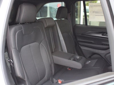 2027 Jeep Grand Cherokee Laredo X