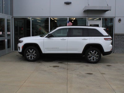 2027 Jeep Grand Cherokee Laredo X