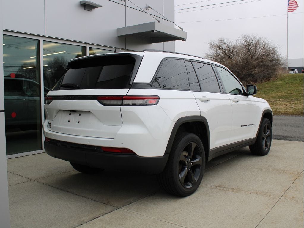 2023 Jeep Grand Cherokee Altitude