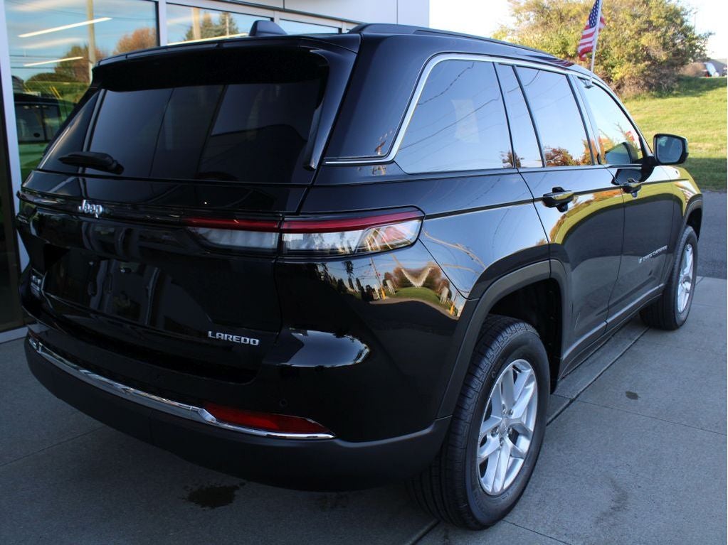 2025 Jeep Grand Cherokee Laredo X