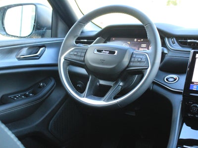 2027 Jeep Grand Cherokee Laredo X