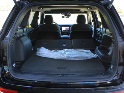 2027 Jeep Grand Cherokee Laredo X