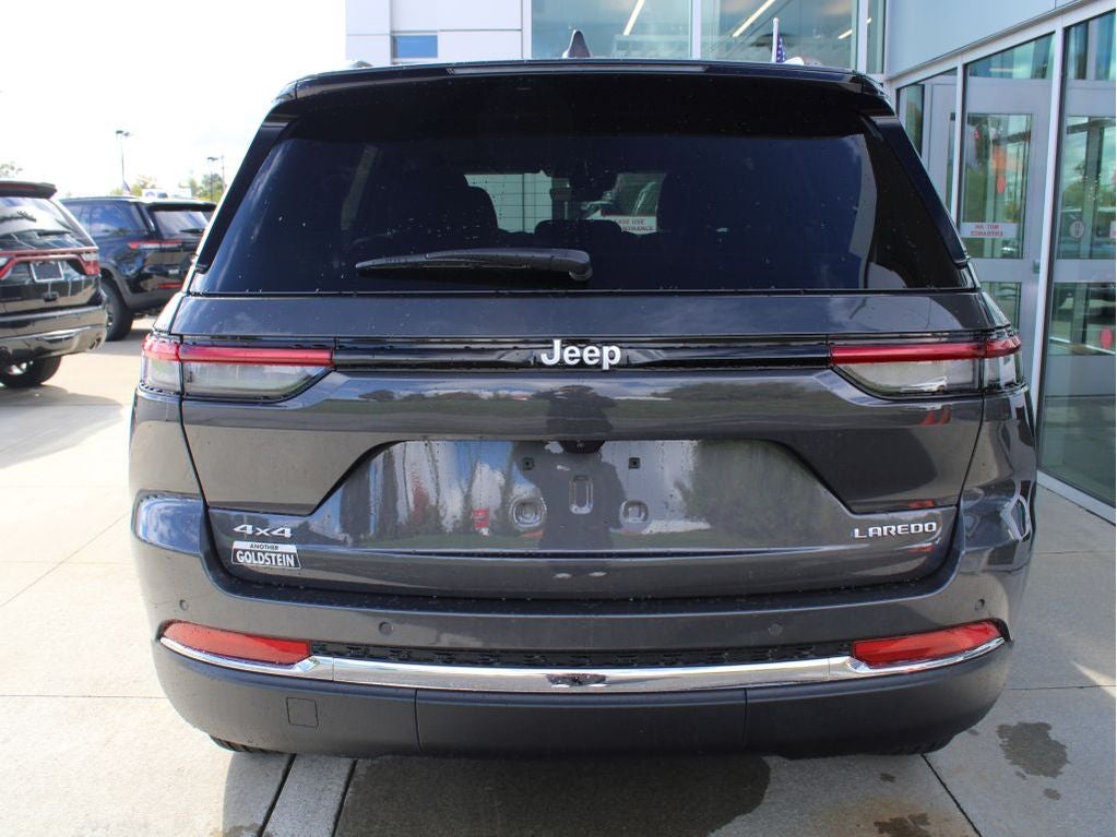 2025 Jeep Grand Cherokee Laredo X