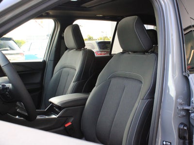2027 Jeep Grand Cherokee Laredo X
