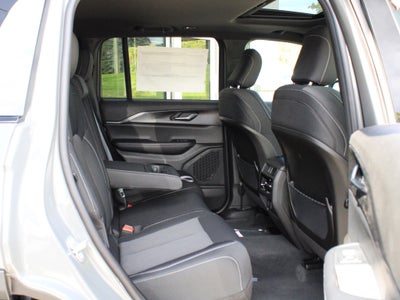 2027 Jeep Grand Cherokee Laredo X