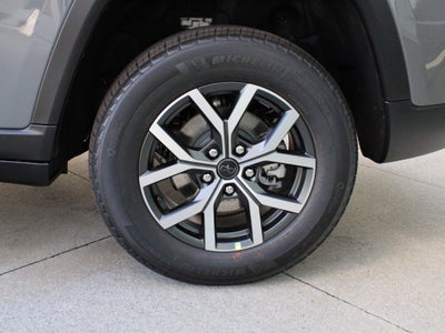 2027 Jeep Grand Cherokee Laredo X