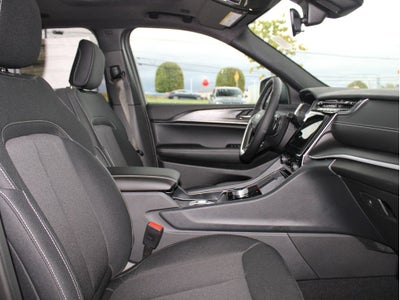 2025 Jeep Grand Cherokee Laredo X