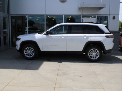 2026 Jeep Grand Cherokee Laredo