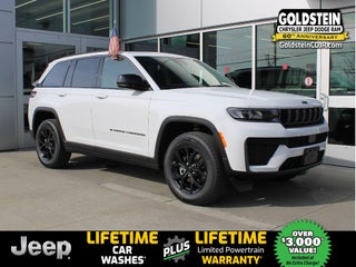 2026 Jeep Grand Cherokee Laredo Altitude