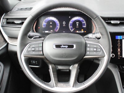 2026 Jeep Grand Cherokee Laredo Altitude