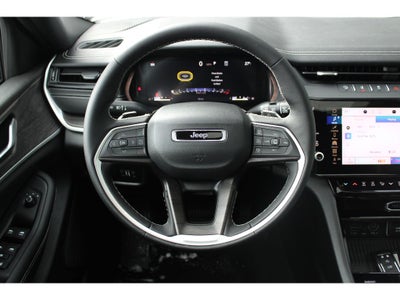 2026 Jeep Grand Cherokee Laredo Altitude