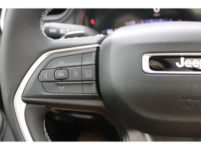 2026 Jeep Grand Cherokee Laredo Altitude