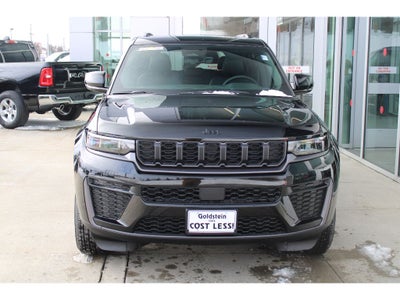 2026 Jeep Grand Cherokee Laredo Altitude