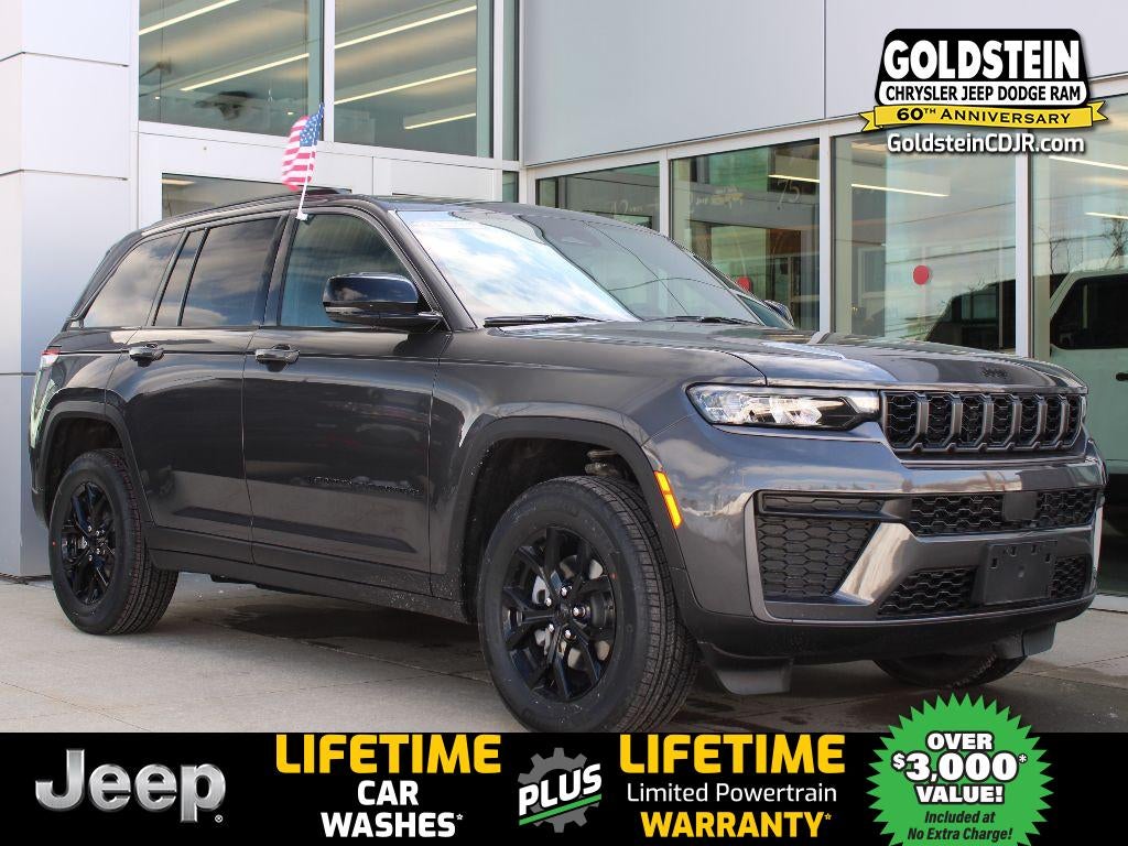 2026 Jeep Grand Cherokee Laredo Altitude