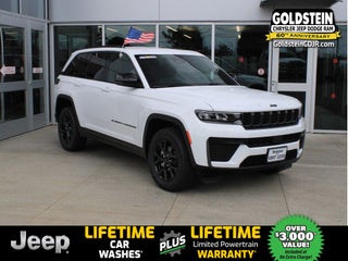 2026 Jeep Grand Cherokee Laredo Altitude