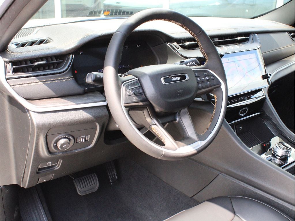 2026 Jeep Grand Cherokee 85th Anniversary Edition