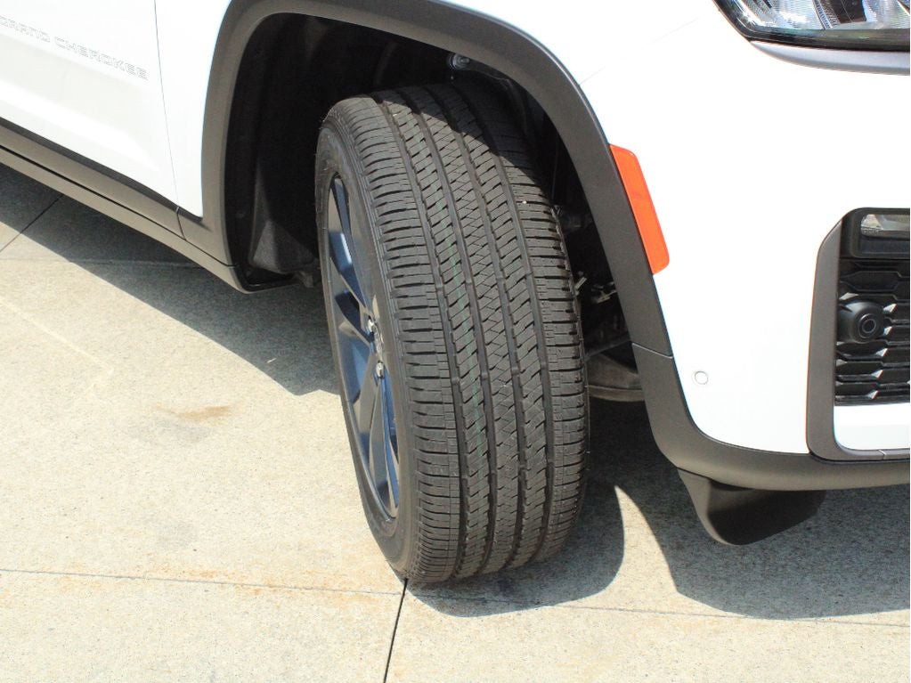 2026 Jeep Grand Cherokee 85th Anniversary Edition