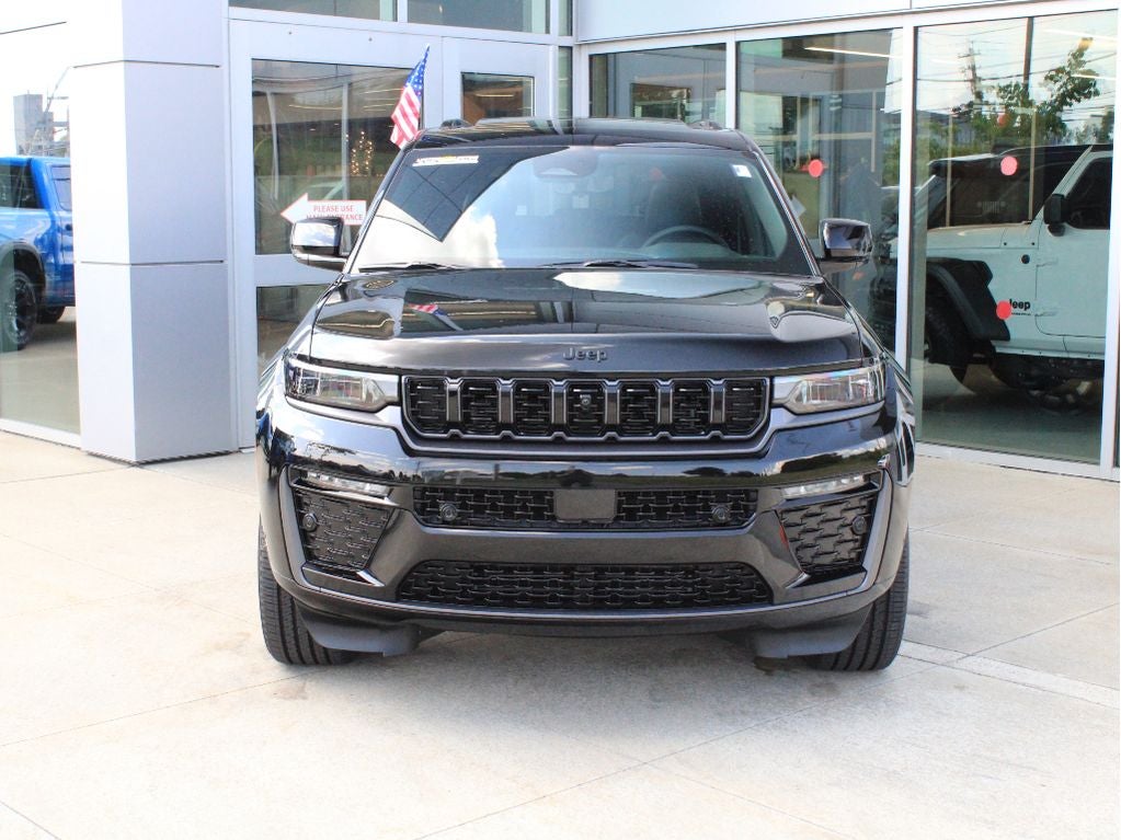2026 Jeep Grand Cherokee Limited Reserve