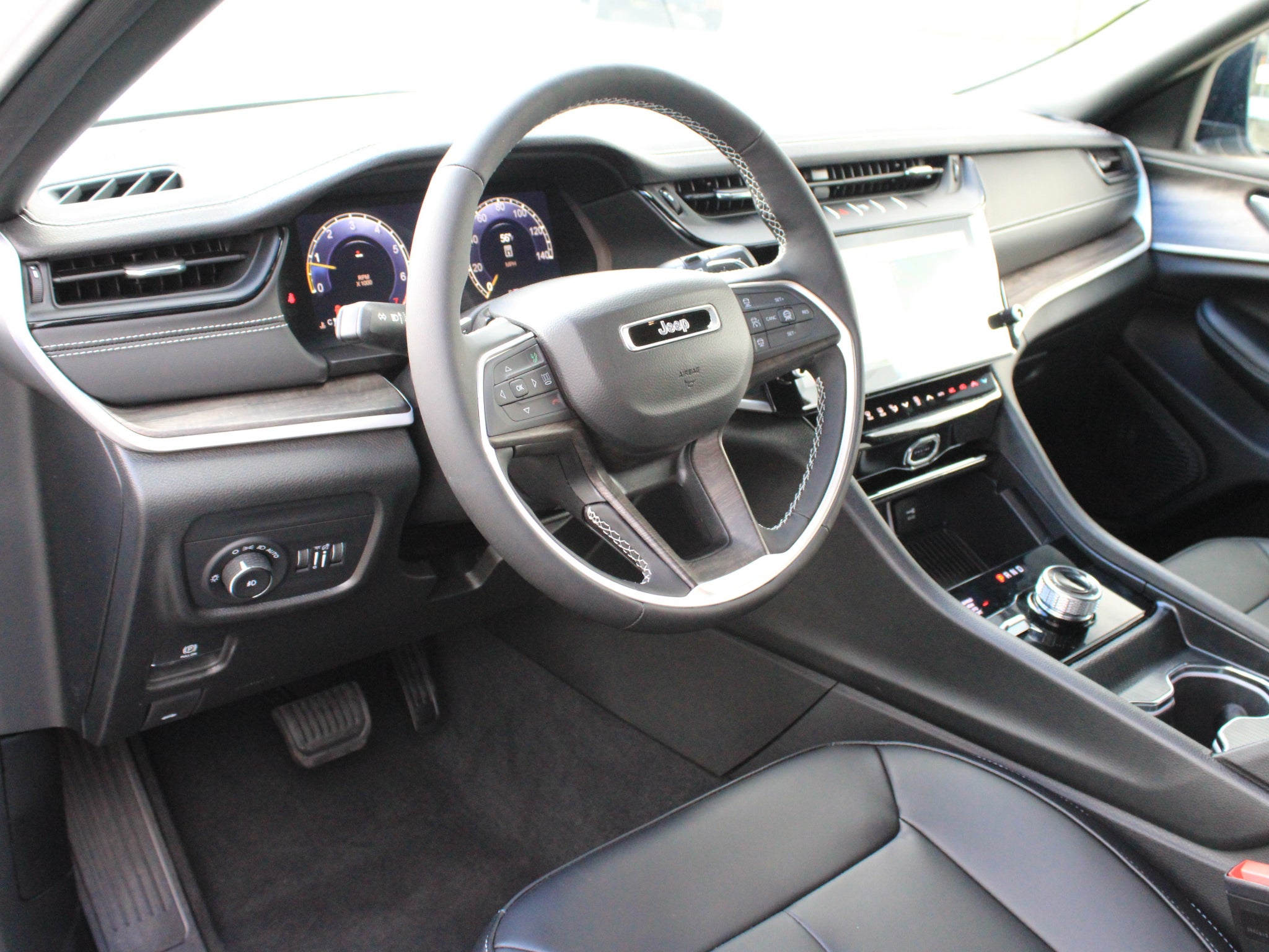 2027 Jeep Grand Cherokee Limited
