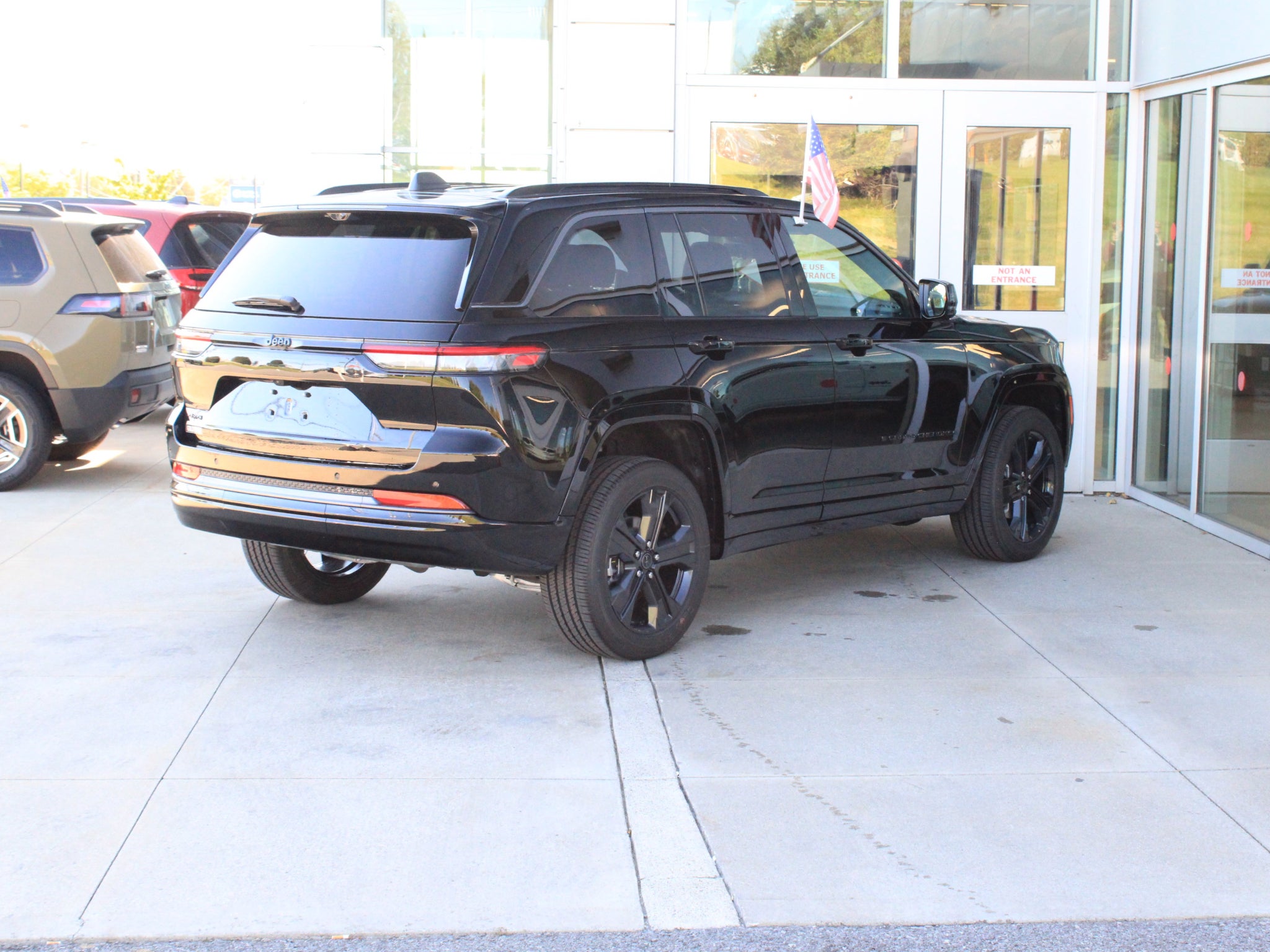 2027 Jeep Grand Cherokee Limited Reserve
