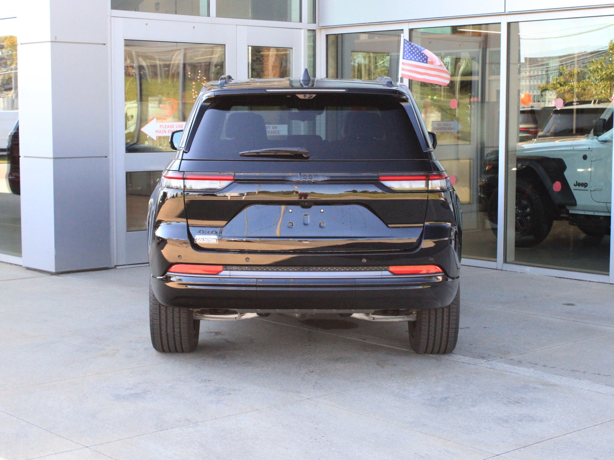2027 Jeep Grand Cherokee Limited Reserve