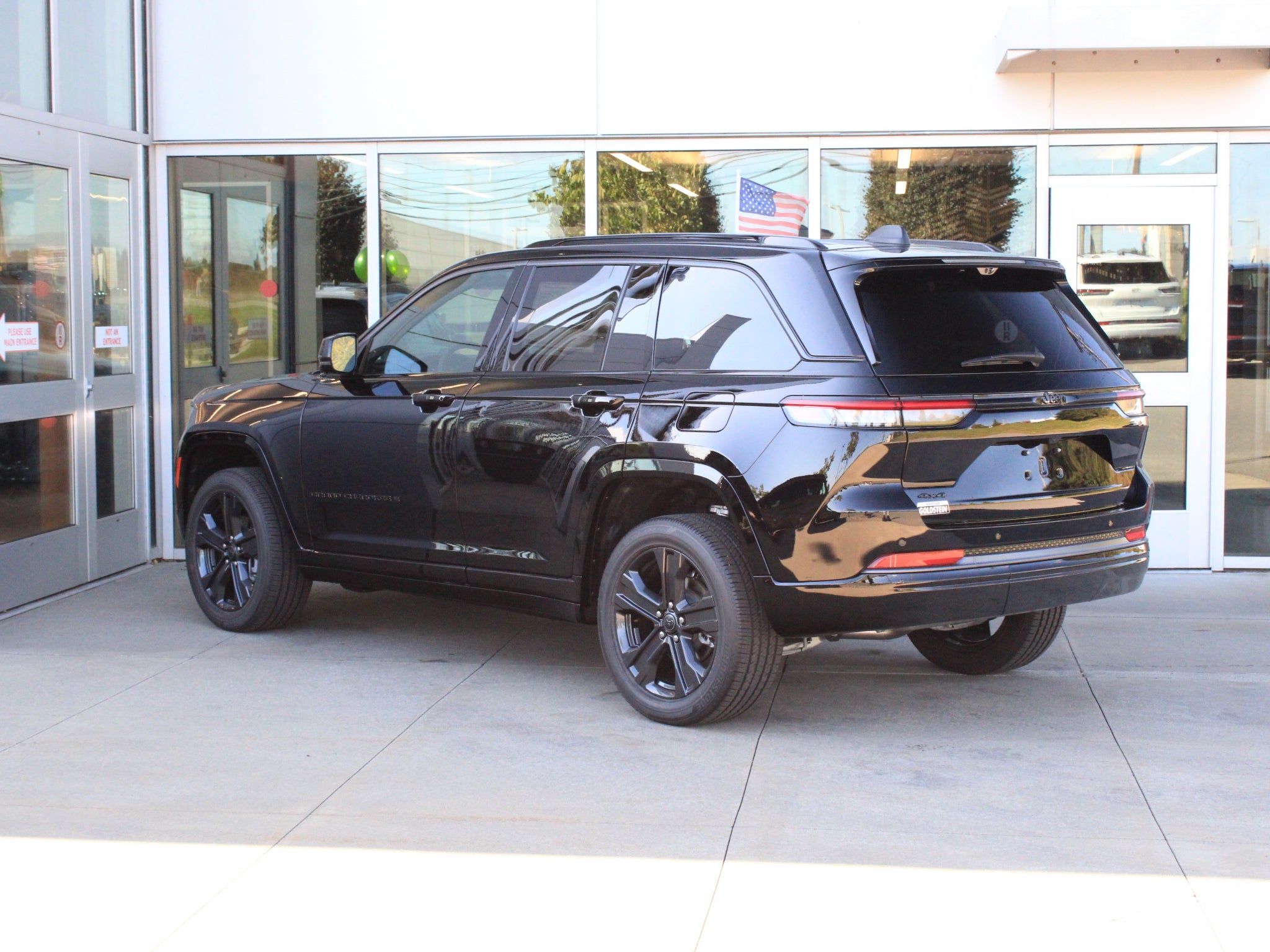 2027 Jeep Grand Cherokee Limited Reserve