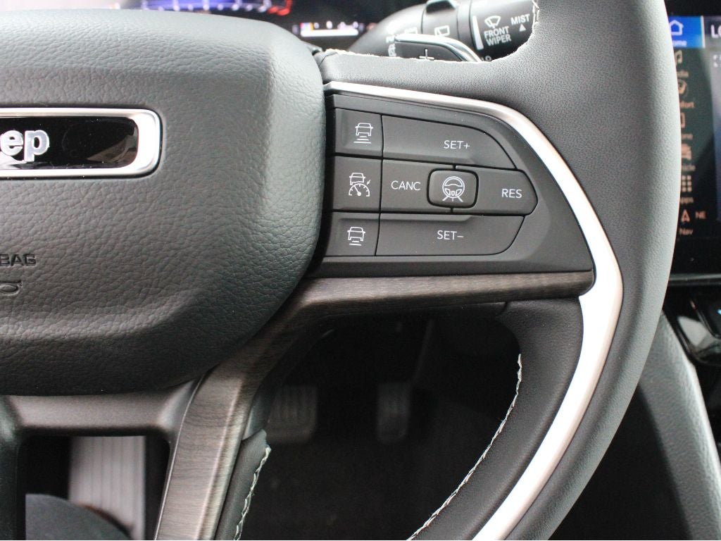 2026 Jeep Grand Cherokee Limited Reserve