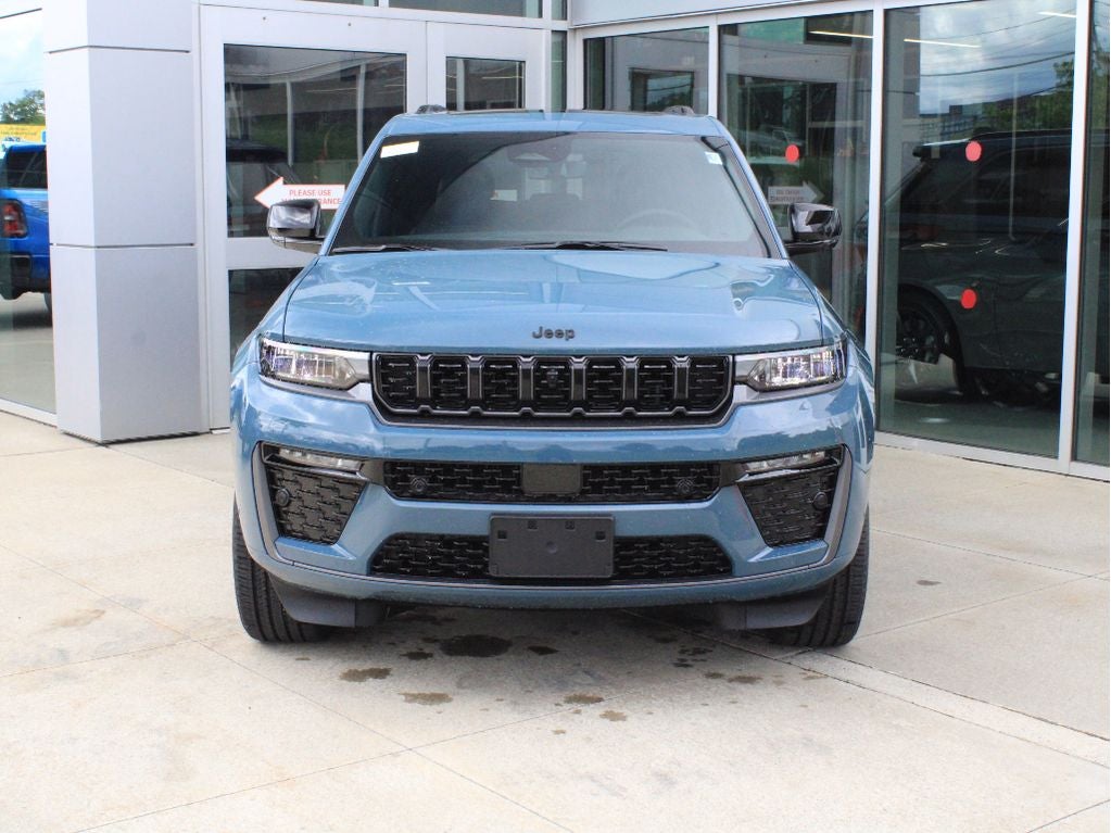 2026 Jeep Grand Cherokee Limited Reserve
