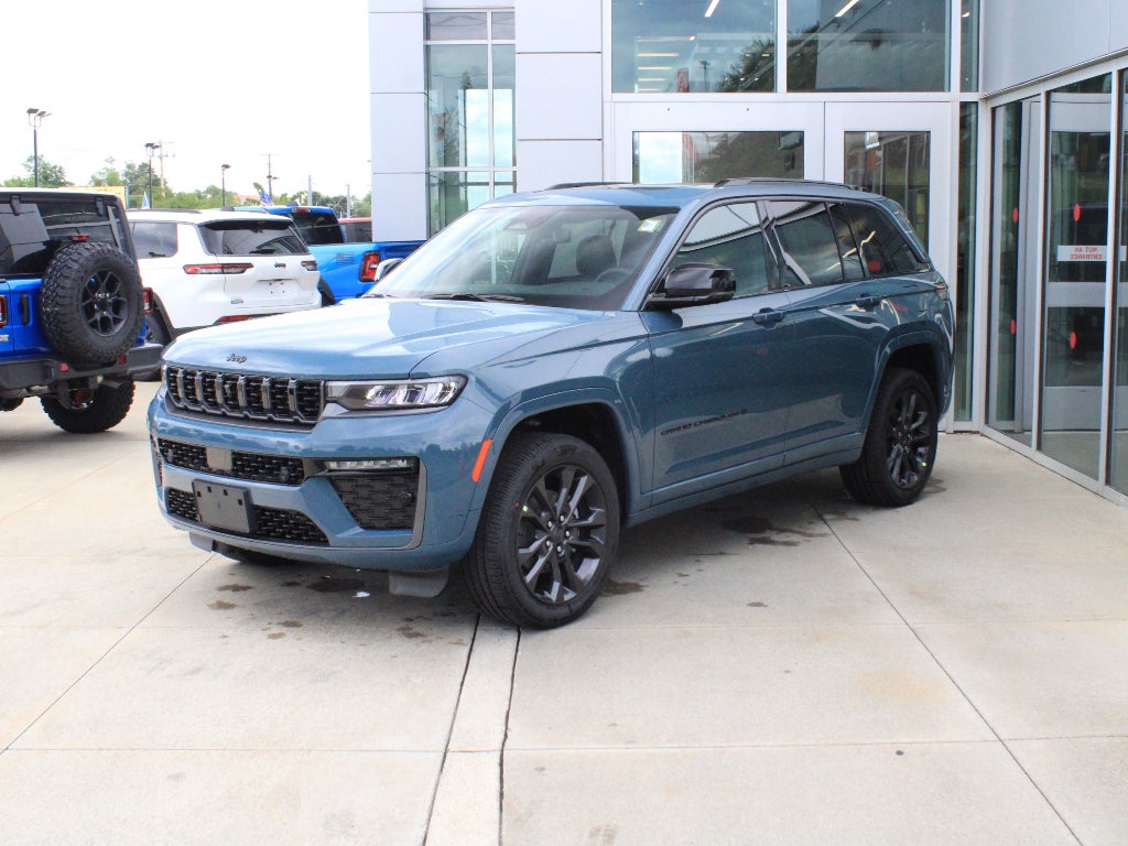 2026 Jeep Grand Cherokee Limited Reserve