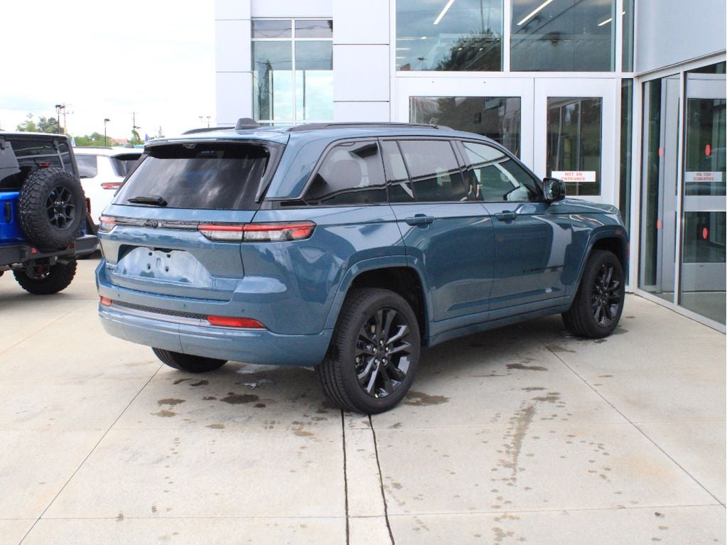 2026 Jeep Grand Cherokee Limited Reserve