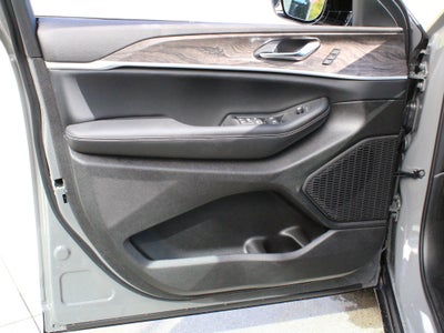 2027 Jeep Grand Cherokee Limited