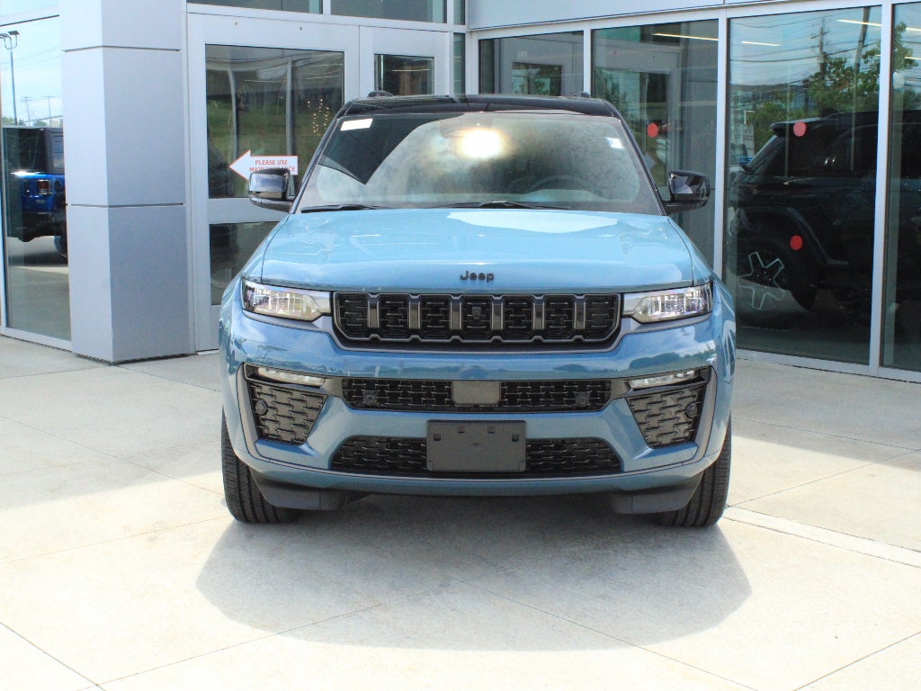 2026 Jeep Grand Cherokee Limited Reserve