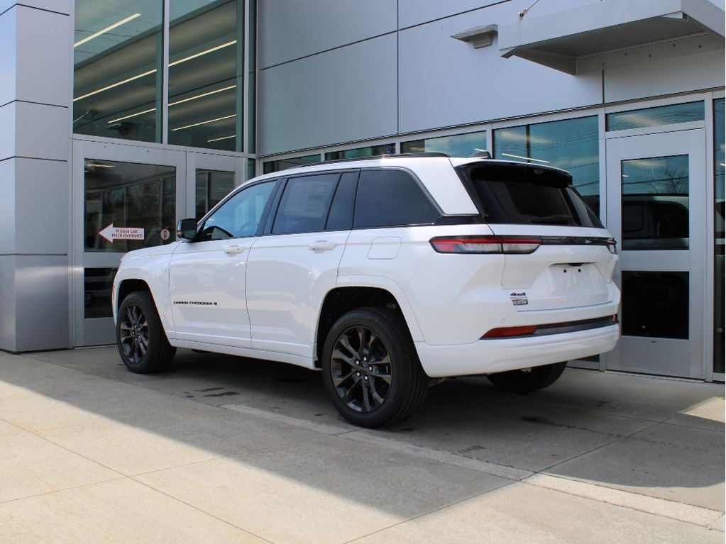 2026 Jeep Grand Cherokee Limited Reserve