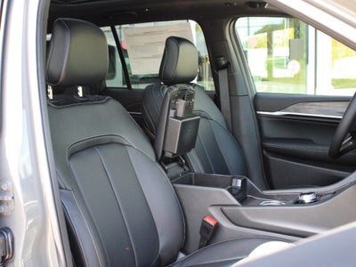 2027 Jeep Grand Cherokee Limited Reserve