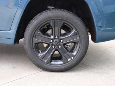 2027 Jeep Grand Cherokee Limited Reserve