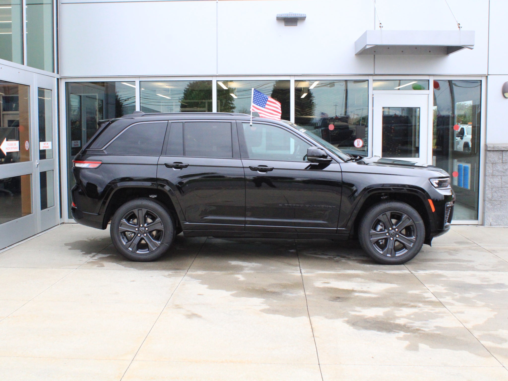 2027 Jeep Grand Cherokee Limited Reserve