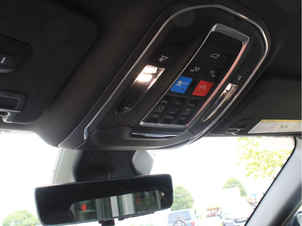 2026 Jeep Grand Cherokee Limited Reserve