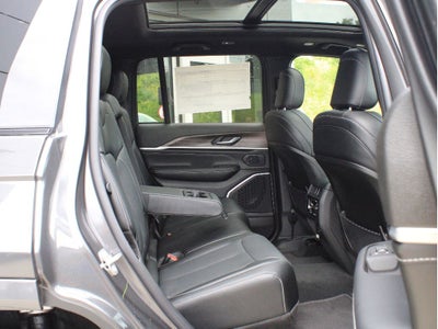 2026 Jeep Grand Cherokee Limited Reserve