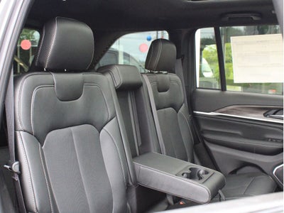 2026 Jeep Grand Cherokee Limited Reserve