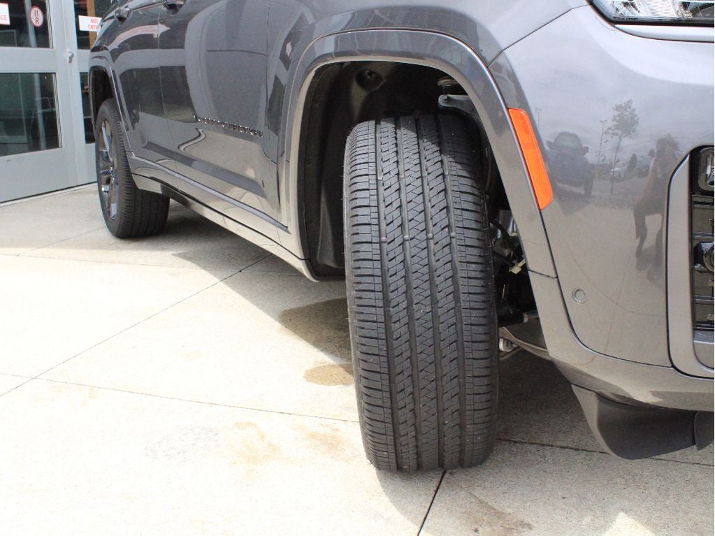 2026 Jeep Grand Cherokee Limited Reserve