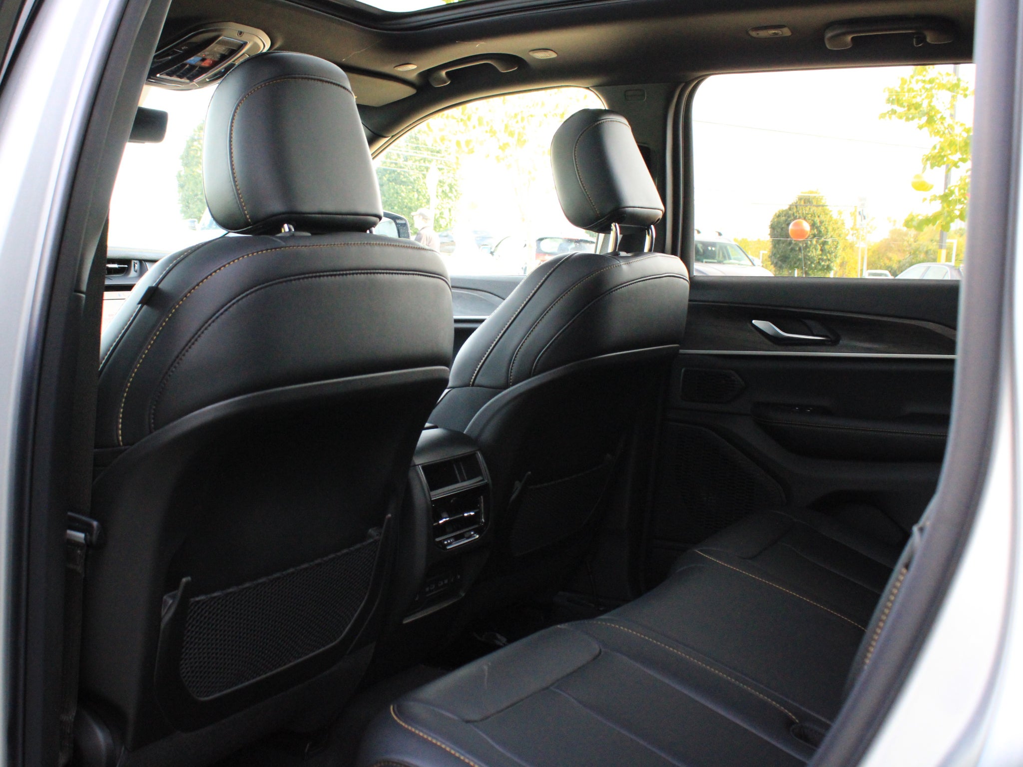 2026 Jeep Grand Cherokee 85th Anniversary Edition