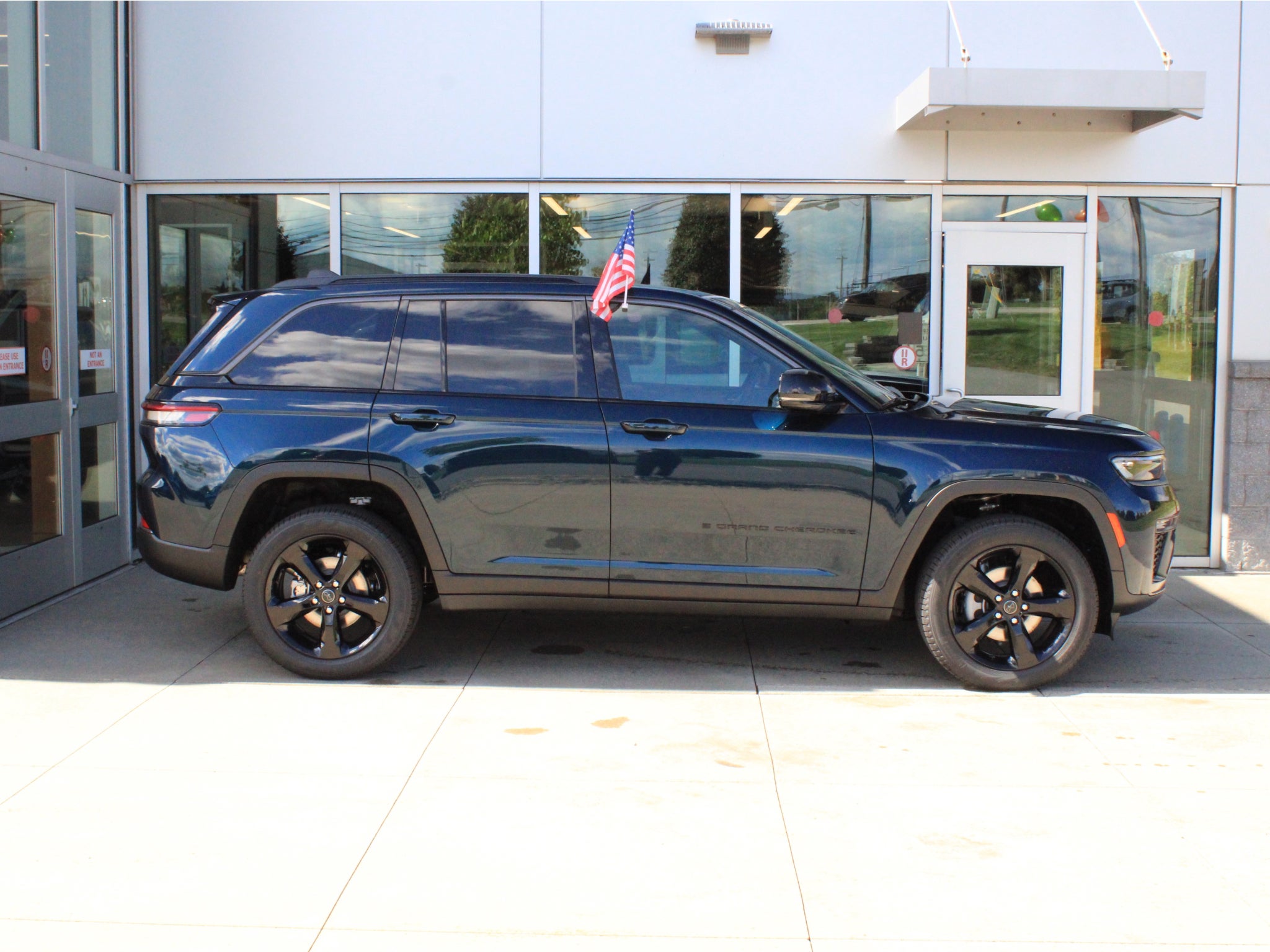 2027 Jeep Grand Cherokee Limited