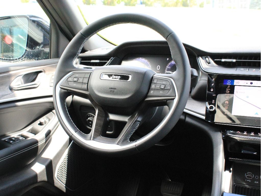 2026 Jeep Grand Cherokee Limited Reserve