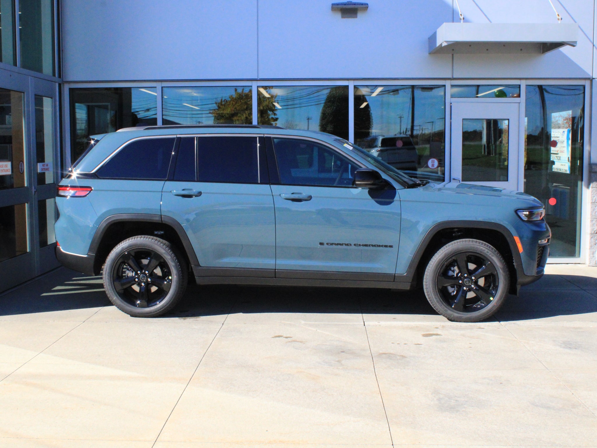 2027 Jeep Grand Cherokee Limited